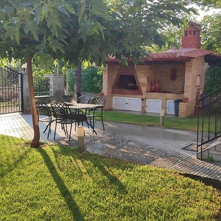 Summer Panorama Retreat - Yard, Barbeque, Up To 7 إبانومي المظهر الخارجي الصورة
